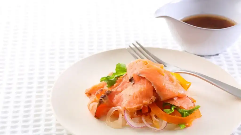 Salmon Sashimi Salad