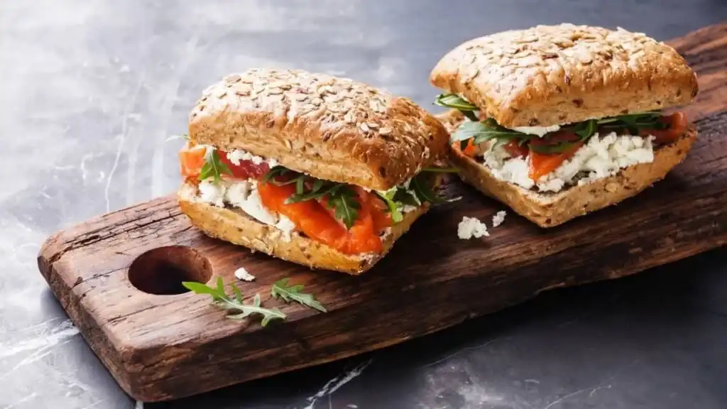 Recipe: Smoked Salmon Sandwich